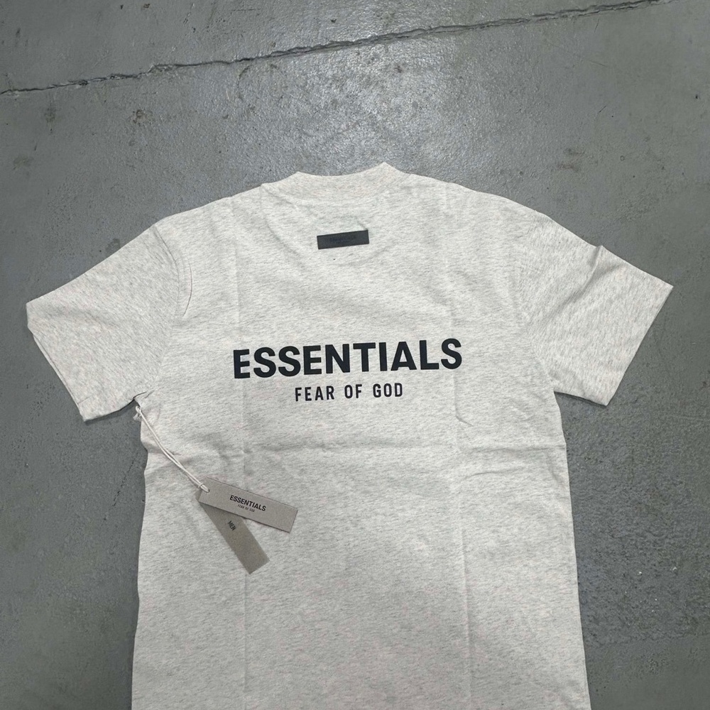 Authentic Essential T Shirt
